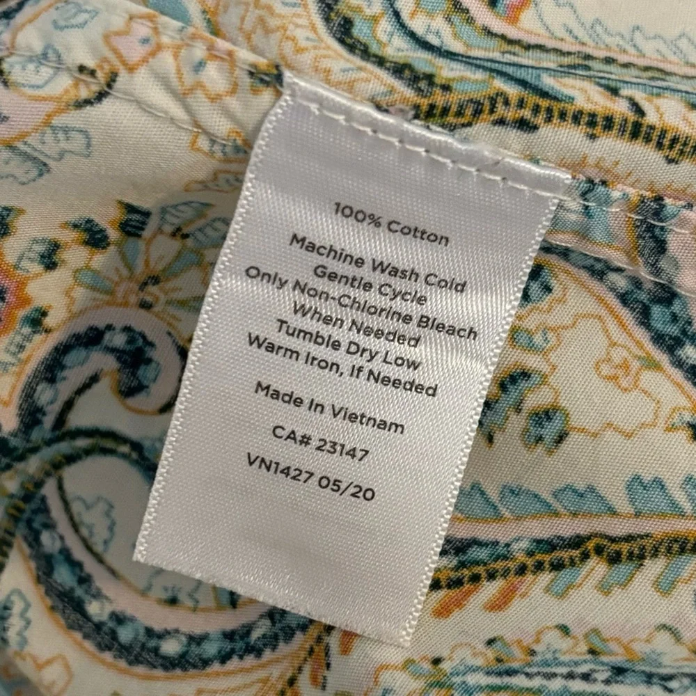 Talbots Button Up - Picture 3 of 5